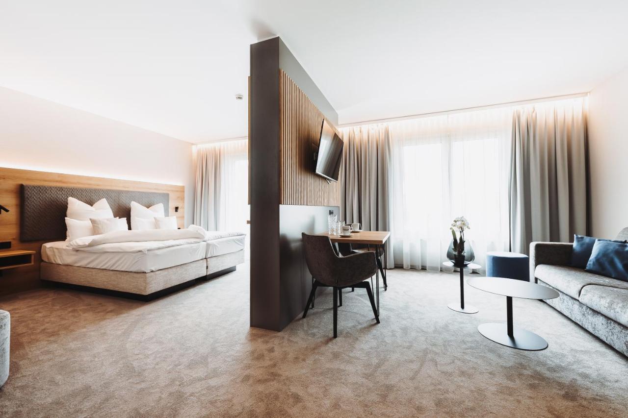 Hotel Vivo Schierling Εξωτερικό φωτογραφία